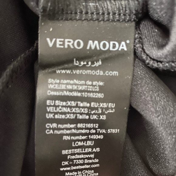 Vero Moda Lace Skirt - Picture 5 of 7